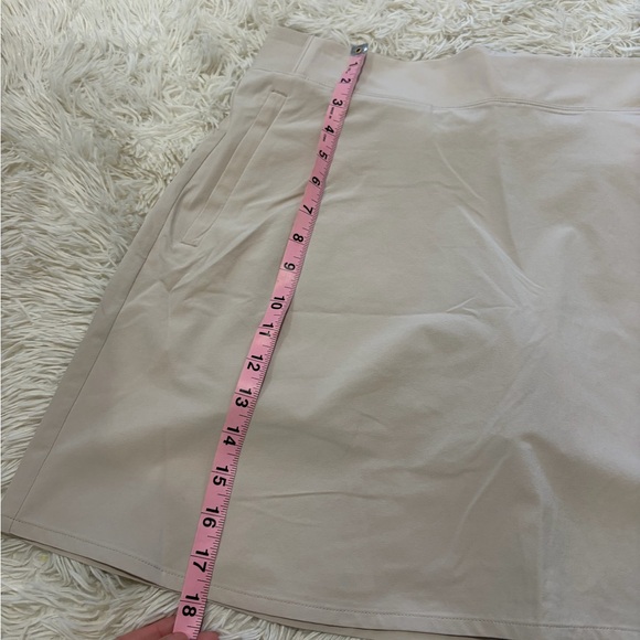 Athleta Brooklyn Heights High Rise Skort - Size 12 - Abalone Ivory - Picture 10 of 10